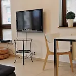 H2O Apartament Z Balkonem I Garazem, 300M Plaza