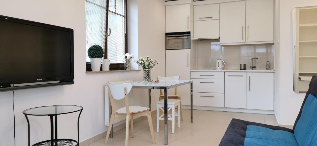 H2o Z Balkonem I Garazem, 300m Plaza Apartament